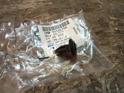 Opel Montage Clip 18mm original GM NEU