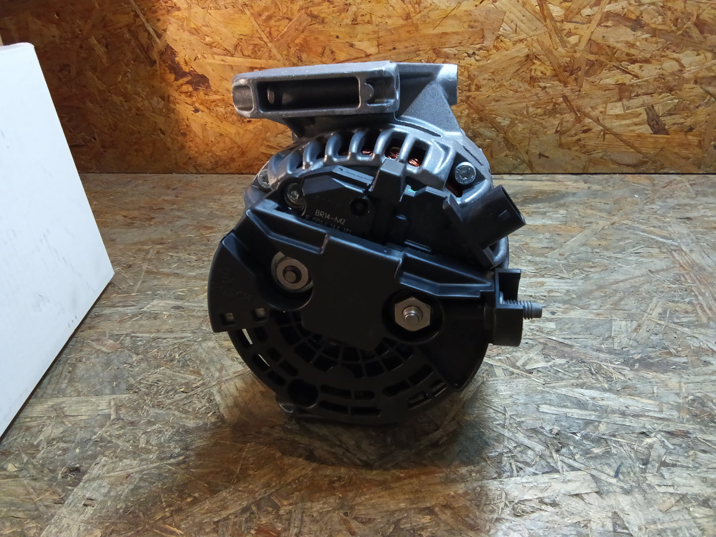 Vectra B/C Zafira B Lichtmaschine 12V 100A original GM NEU