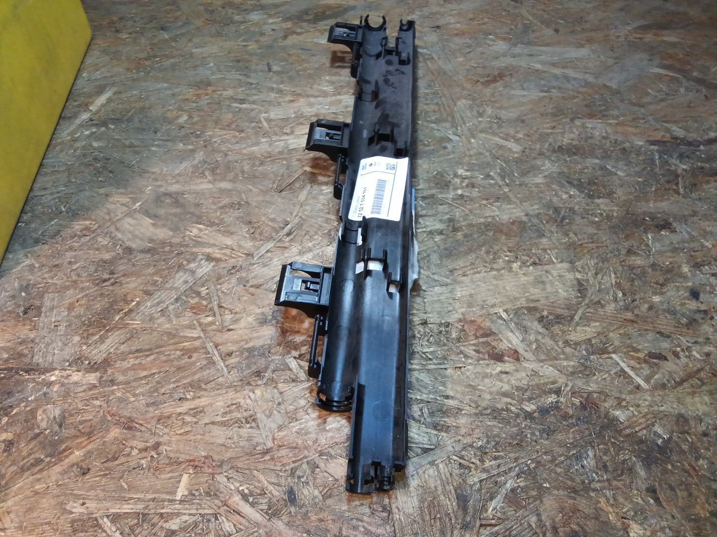 BMW E81,E82,E85,E86,E87,E88,E90,E91,E92,E93 Kabelkanal Unterteil original BMW NEU