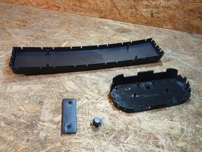 Kühlergrill Wabengrill PDC Schwarz Glanz passt für Audi A3 8V Facelift nicht RS3 ab 2016
