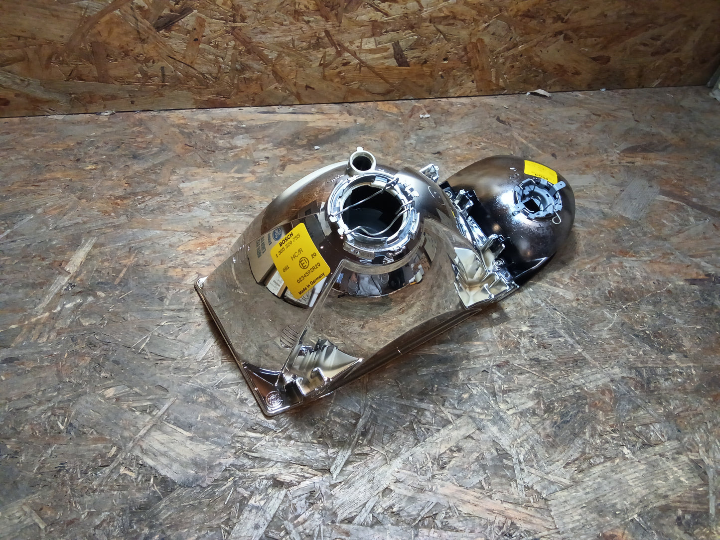 Ford Sierra MK2 Scheinwerferreflektor rechts original Ford NEU