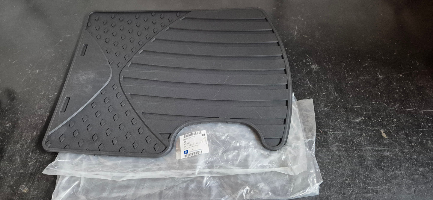 Gummimatten Corsa D/ E Satz 2-teilig hinten original GM NEU