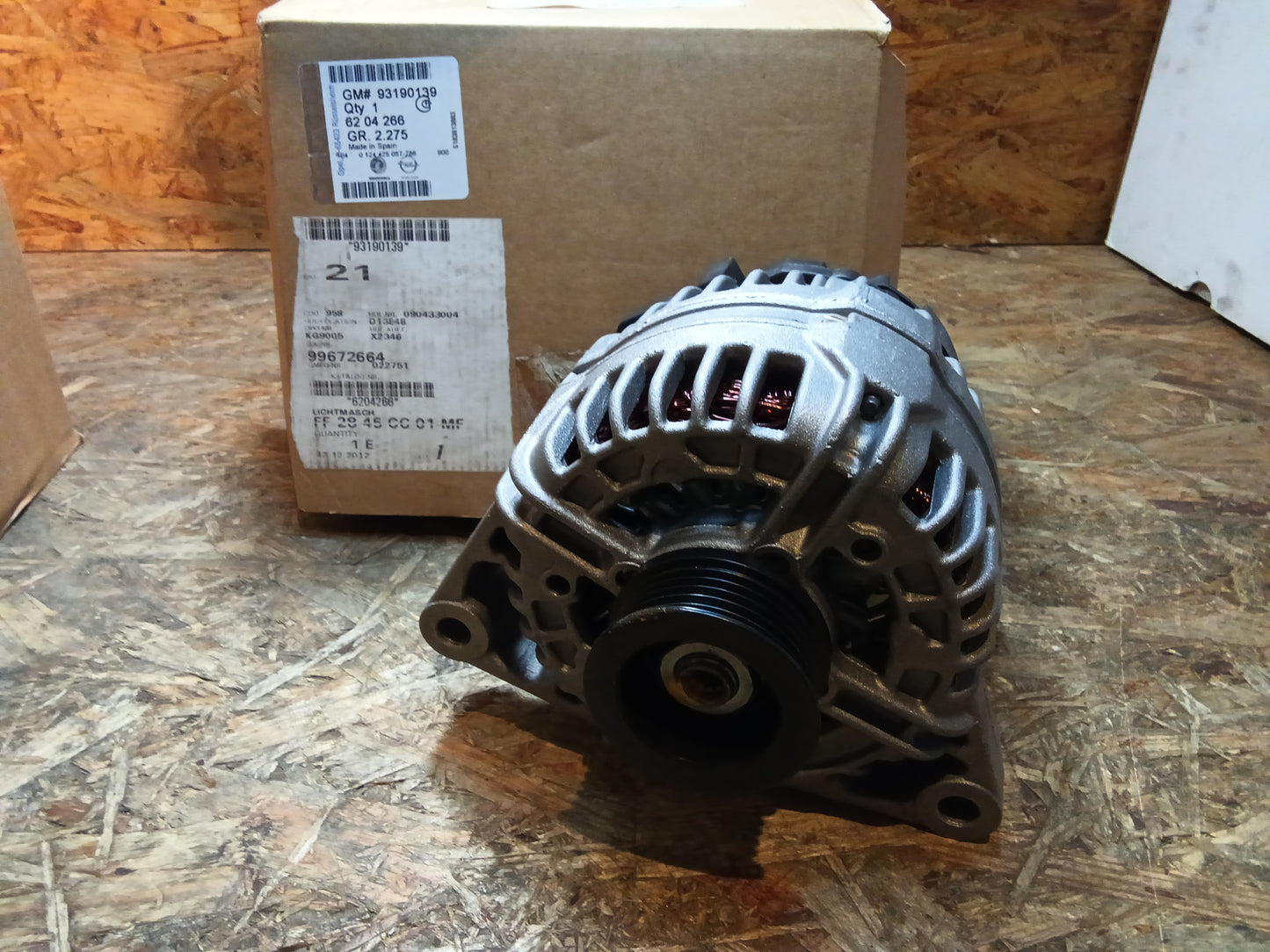 Corsa C/D Astra H Meriva A Lichtmaschine 12V 109A original GM NEU