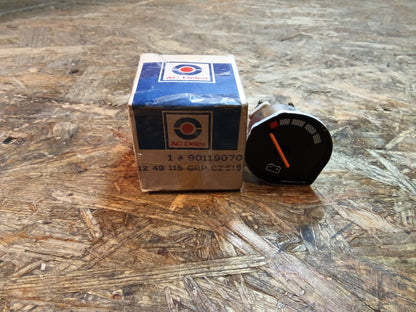 Corsa A anzeige Batterie original AC Delco NEU