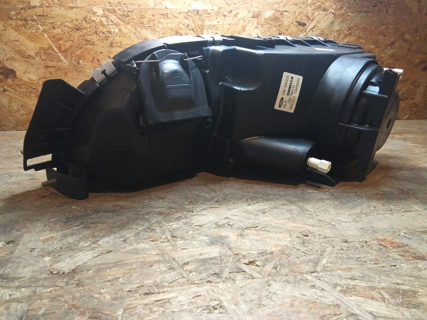 Ford Sierra BJ 87-93 Scheinwerfer rechts original Ford NEU