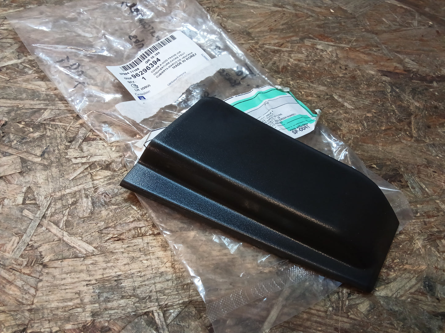 Chevrolet Takuma/ Rezzo 00-07 Abdeckung Fensterrahmen innen vorne links original GM NEU