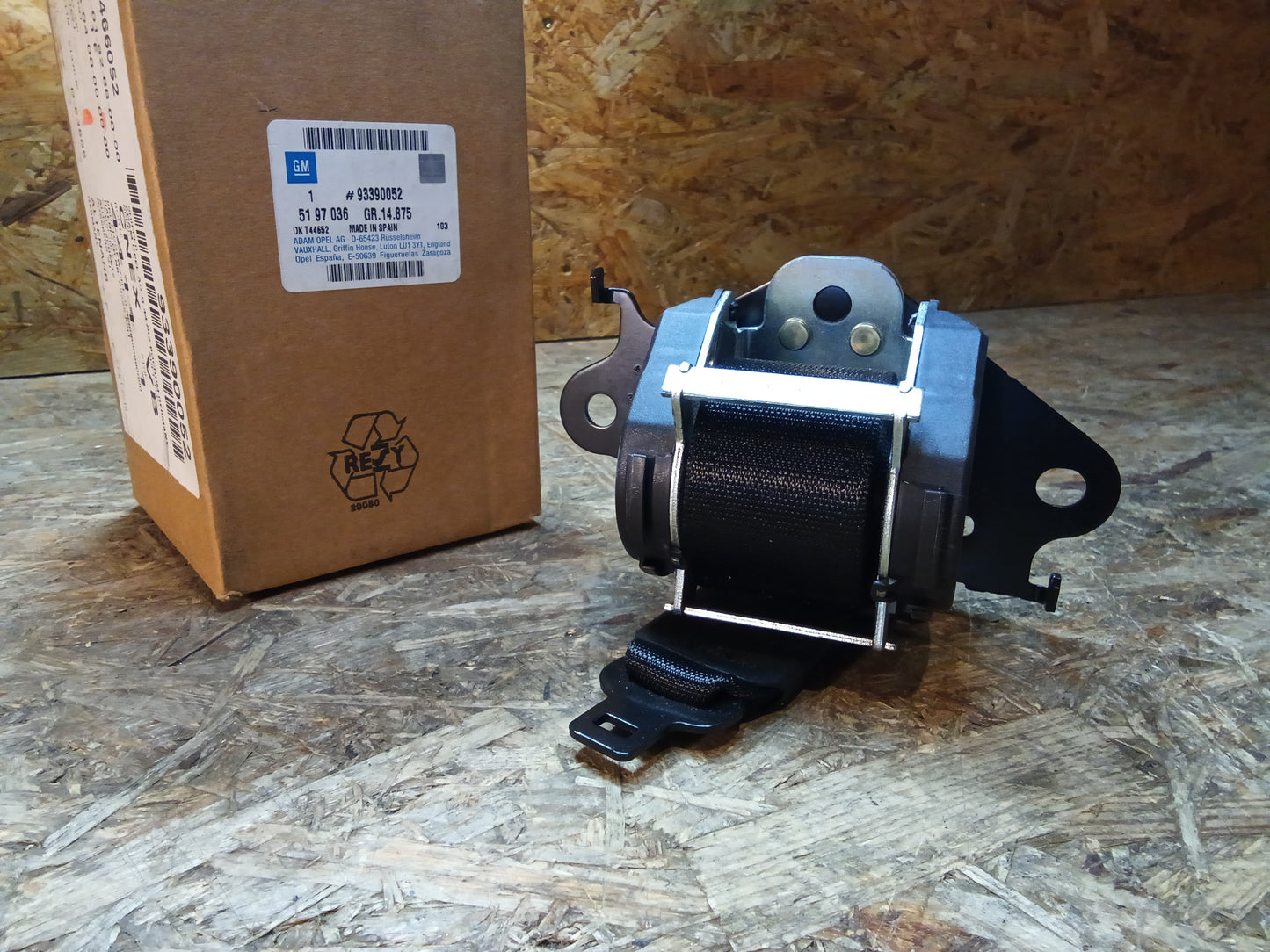 Meriva A Sicherheitsgurt hinten Mitte original GM NEU