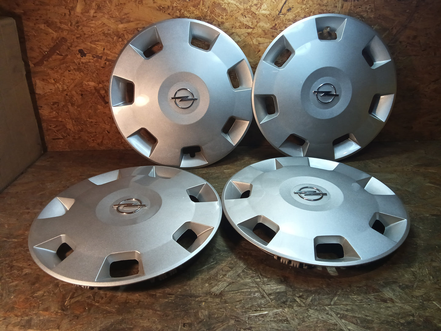 Agila A Meriva A Corsa C 14" Radkappensatz original GM NEU