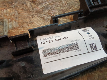 BMW E81,E82,E85,E86,E87,E88,E90,E91,E92,E93 Kabelkanal Unterteil original BMW NEU