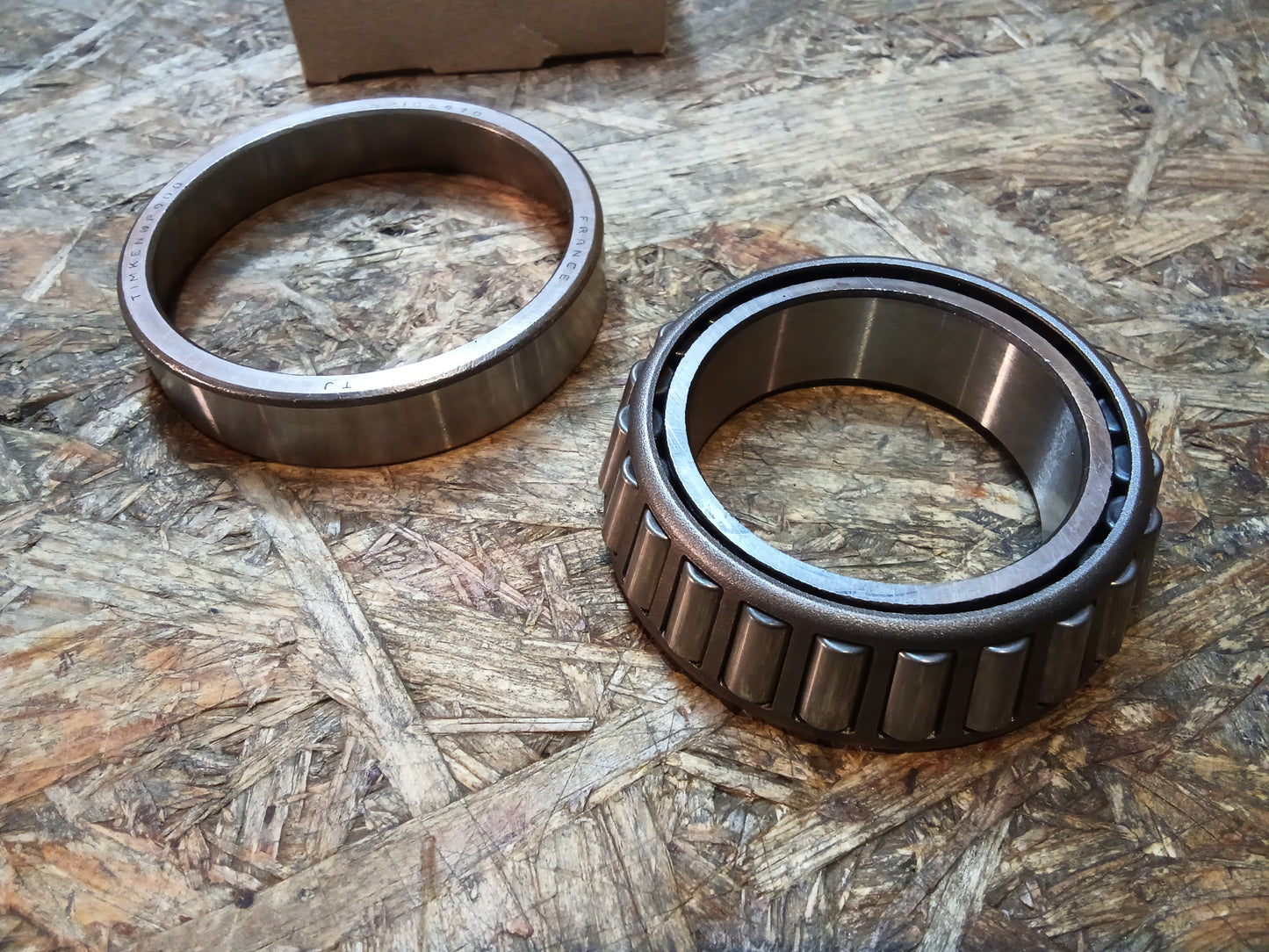 Saab 9-3 / 9-5 Chevrolet Cobalt Kegelrollenlager vorderes Differential original GM NEU