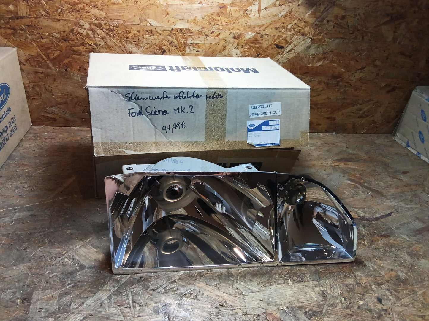 Ford Sierra MK2 Scheinwerferreflektor rechts original Ford NEU