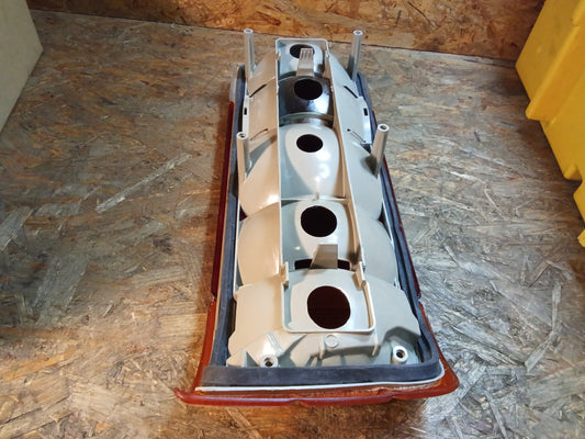 Rekord E Rückleuchte links BJ 10/82 original Automotive Europa NEU