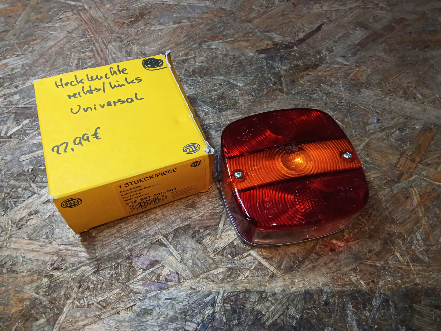 Universal Heckleuchte links/rechts original Hella NEU