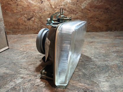 Ford Fiesta MK1 Scheinwerfer links original Ford NEU