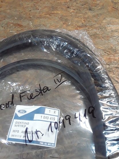 Ford Fiesta IV Dichtung Windschutzscheibe original Ford NEU