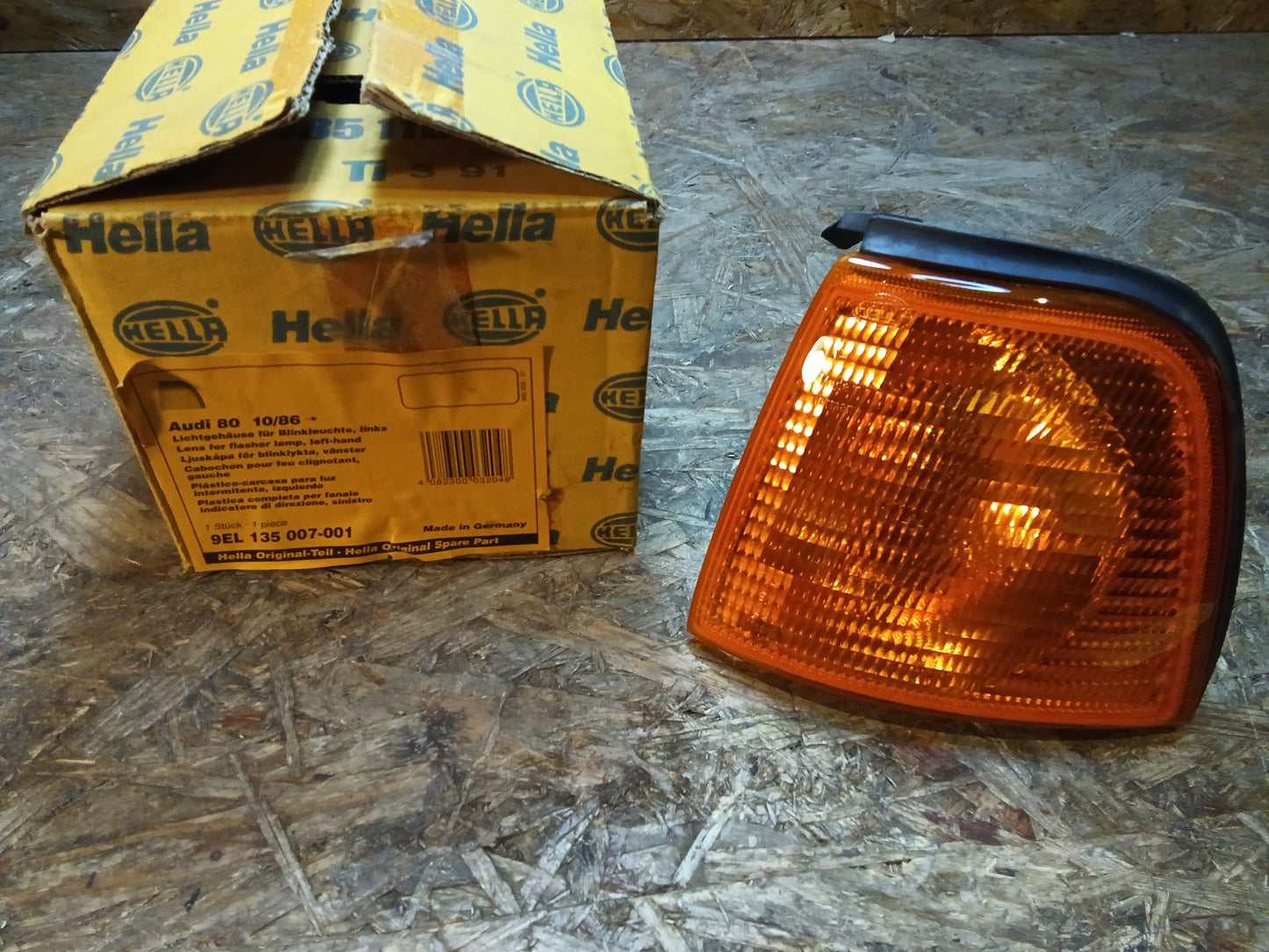 Audi 80 10/86-... Blinkergehäuse links original Hella t