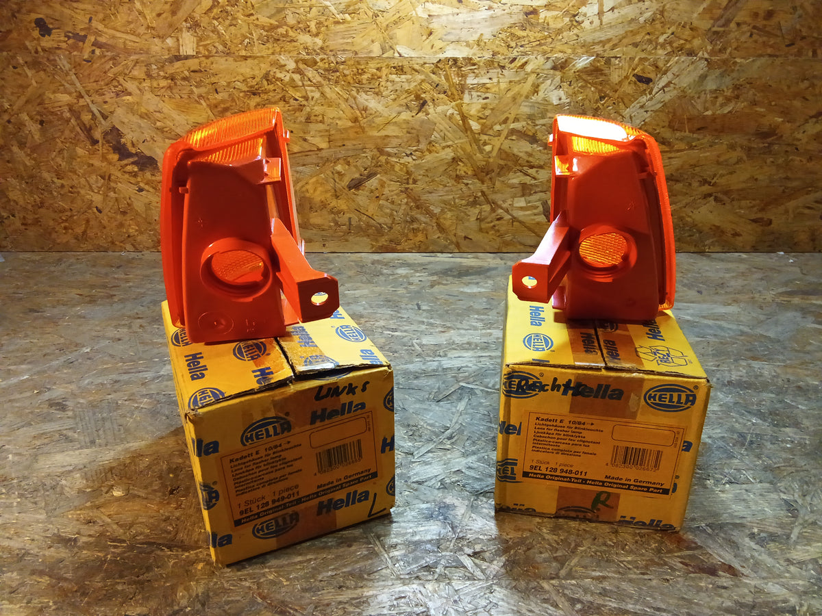 Kadett E bj 10.84-... Blinkergehäuse Set R+L original Hella NEU NOS