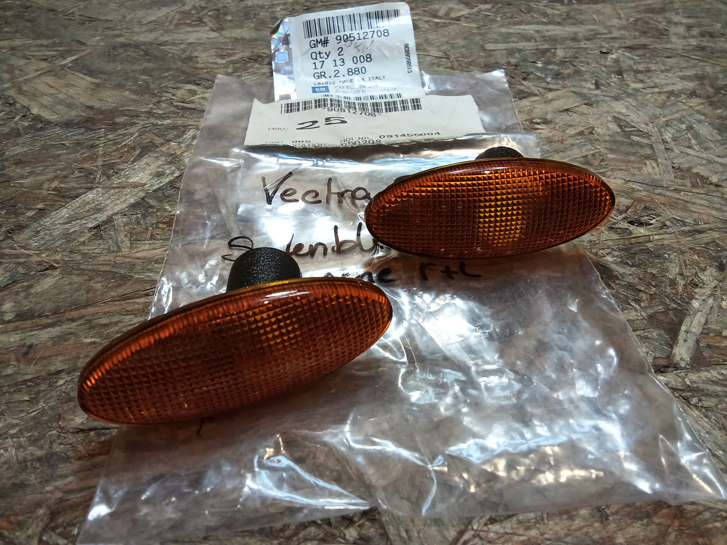 Vectra B Seitenblinkerset vorne R+L original GM NEU