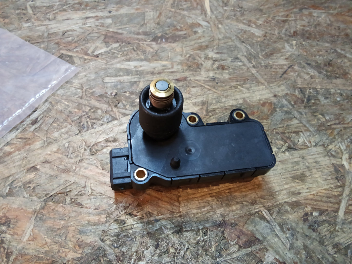 Corsa B 1.0/1.2 16V Leerlaufregler elektrisch original Bosch NEU