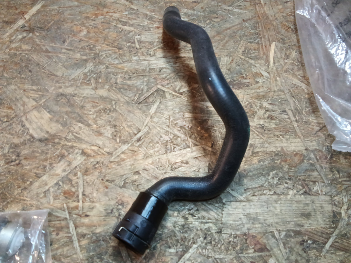 Corsa D Kühlwasserschlauch Eingang original GM NEU