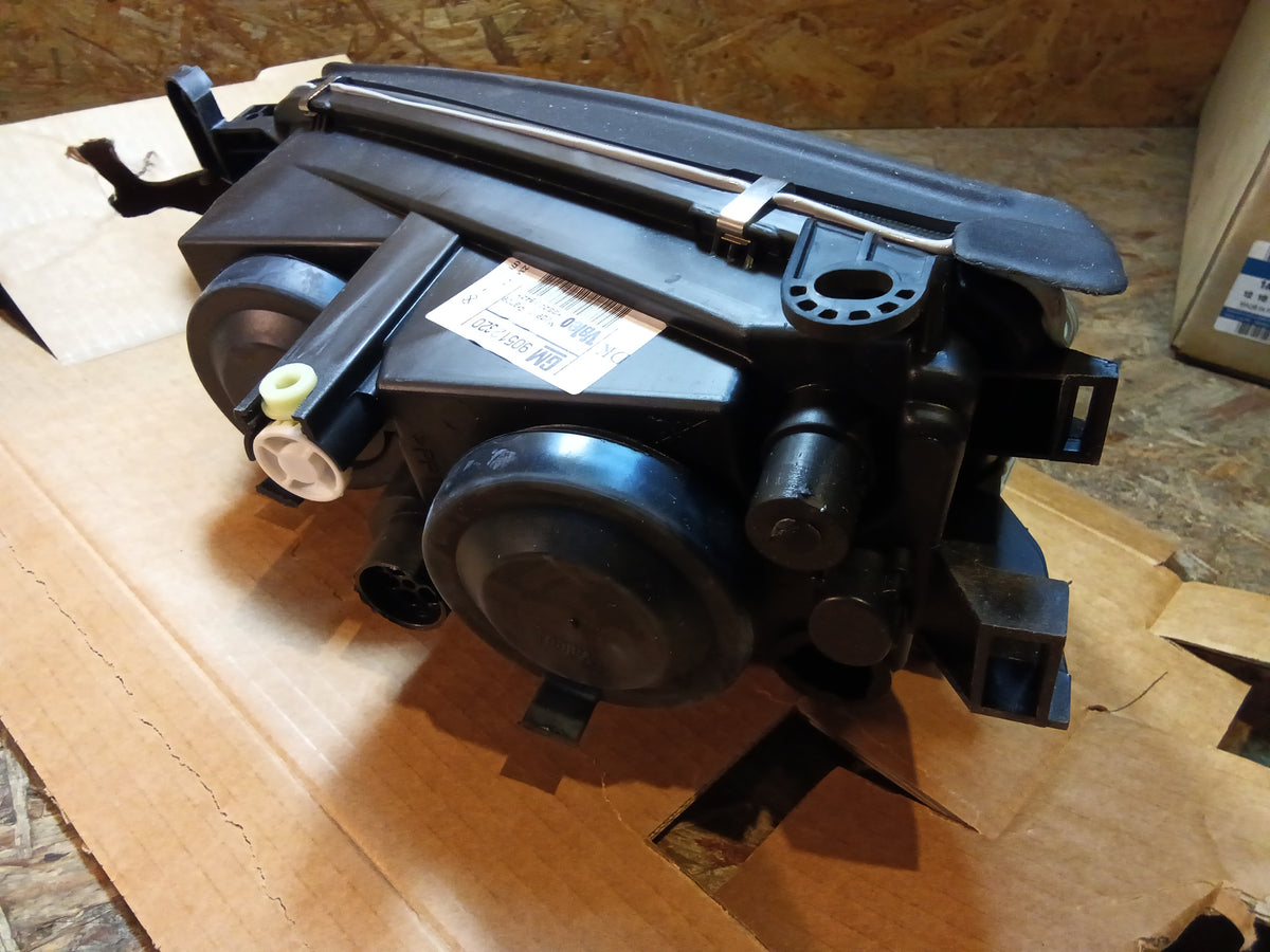 Vectra B Scheinwerfer rechts original GM NEU