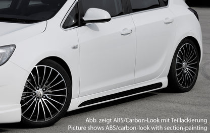 Opel Astra J Rieger Seitenschweller  links, mit Schacht, mit Ausschnitt, ABS, 
inkl. Alugitter, Montagezubehör, Gutachten