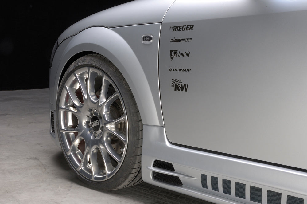 Audi TT (8N) Rieger Seitenschweller  rechts, mit Schacht und 2 Ausschnitten, ABS, 
inkl. Alugitter, Gutachten, Montagezubehör