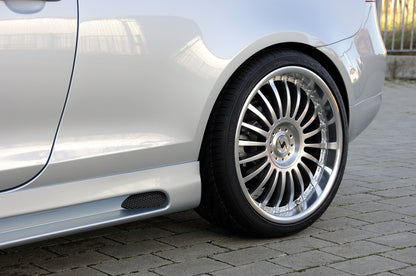 VW Golf 5 Rieger Seitenschweller    rechts, mit Schacht, mit Ausschnitt, ABS, 
inkl. Alugitter, Montagezubehör, ABE