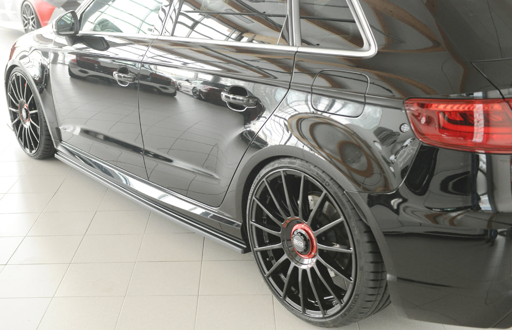Audi RS3 (8V) Rieger Seitenschwelleransatz links, für orig. Seitenschweller, ABS, schwarz glänzend, 
inkl. Montagezubehör,...