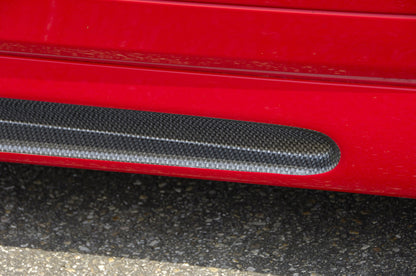 Audi A4 (8E) Typ B6 Rieger Seitenschweller  links, mit Schacht, mit Ausschnitt, ABS, Carbon-Look, für Fzg. mit S-Line Exterieur und ohne S-Line Exterieur, 
inkl. Alugitter, Gutachten, Montagezubehör