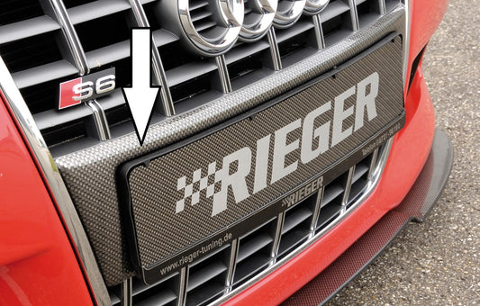 Audi A3 (8L) Rieger Kennzeichenauflage aus ABS Bestandteil für orig. S6-Grill (f. Spoilerstoßst.) ABS, Carbon-Look