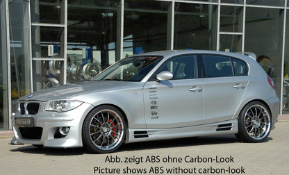 BMW 1er E87  (187 / 1K2/1K4) Rieger Seitenschweller mit 2 Ausschnitten rechts, mit Schacht, ABS, Carbon-Look, 
inkl. Alugitter, Gutachten, Montagezubehör