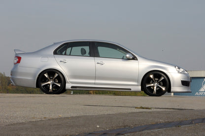 VW Golf 5 Rieger Seitenschweller    rechts, mit Schacht, mit Ausschnitt, ABS, Carbon-Look, 
inkl. Alugitter, Gutachten, Montagezubehör