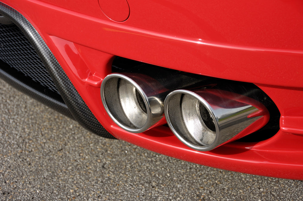 Audi TT (8J) Rieger ESD Audi TT (8J), nur 3,2 V6 184kW Typ 17, li./re. je Seite 2x100mm links, rechts, seitl. versetzt, mit Absorber, 2x100mm, für RIEGER-Heckansatz, 
Edelstahl, Inklusive Montagematerial, Gutachten,