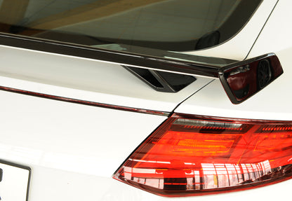 Audi TT RS (8J/8J1-FV/8S) Heckspoileraufsatz für orig. TT-RS Heckspoiler Audi TT-RS (8J/8J1-FV/8S) bis Facelift (-08/2018) für orig. Audi TT-RS Heckspoiler, 
inkl. Montagezubehör, Teilegutachten,
(Artikel ist nicht lackiert)