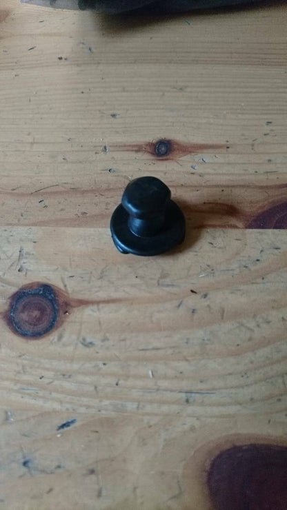 Kadett E Clip Oberteil Rückwand innen neu original GM