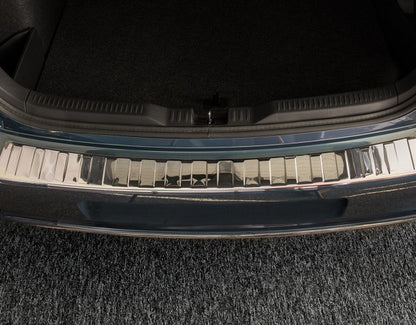 Irmscher Toyota Auris Ladekantenschutz