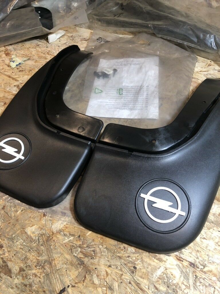 Original GM Opel Astra F CC Schmutzlappen hinten *NEU*