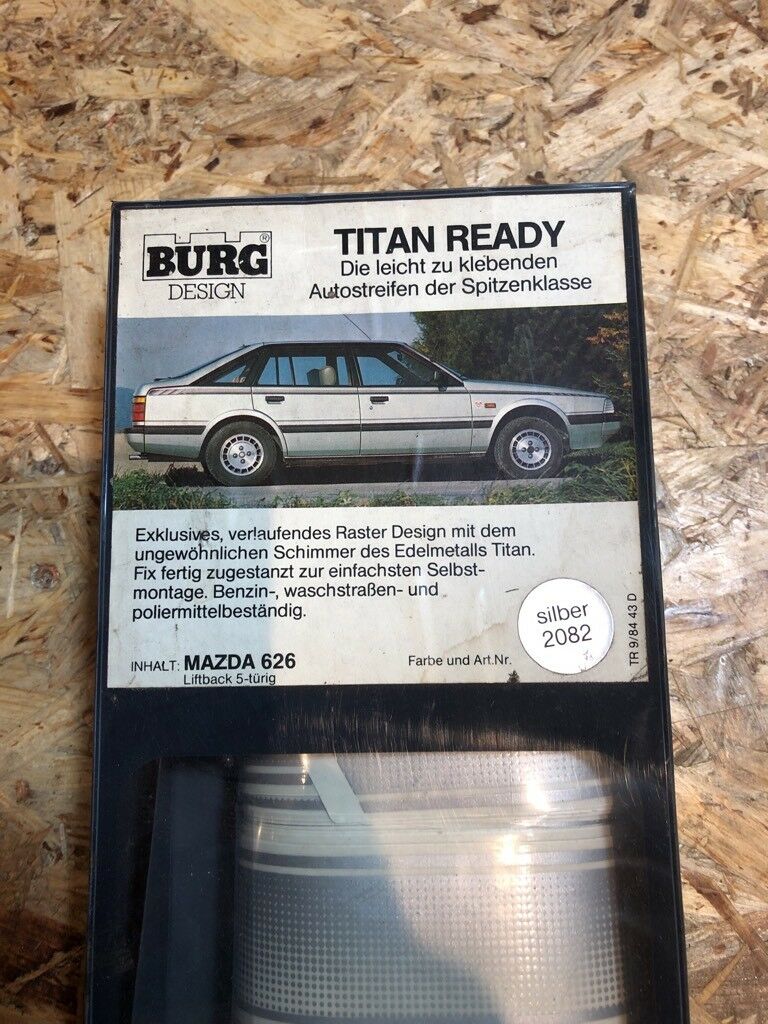 Mazda 626 Farbe streifen NEU Original BURG