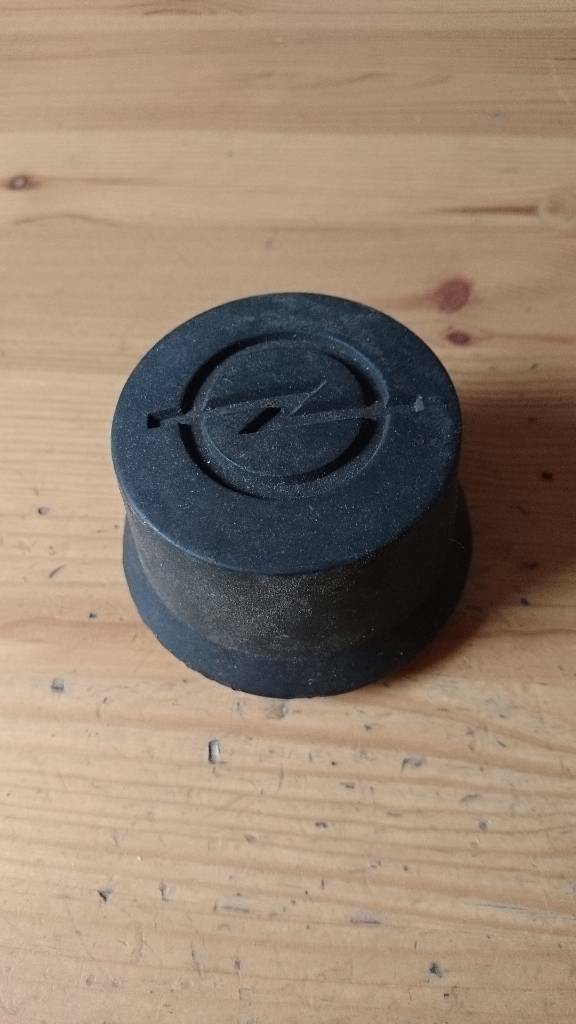 Kadett C Manta GT Nabenkappen original GM