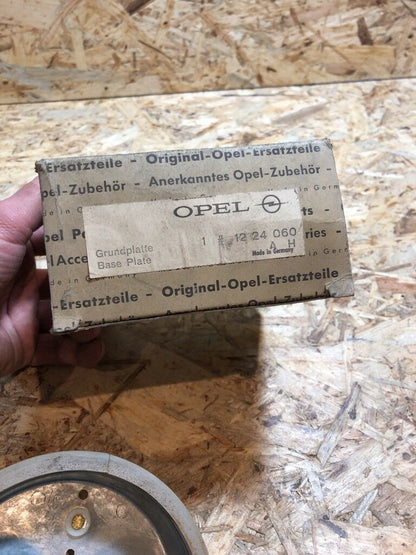 Opel Rekord B Rücklicht Träger NEU Original GM