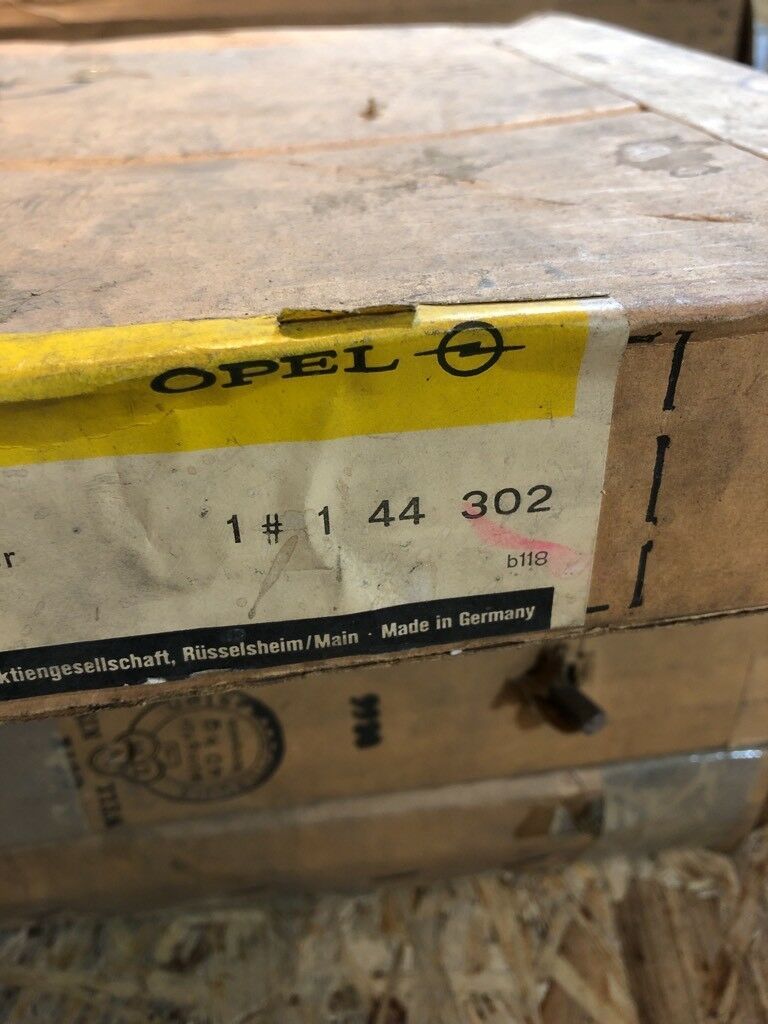 Opel Rekord C /  Commodore A Drehfenster Grau Neu Original GM