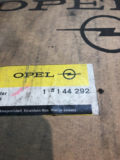 Opel Kadett B Caravan Drehfenster NEU Original GM