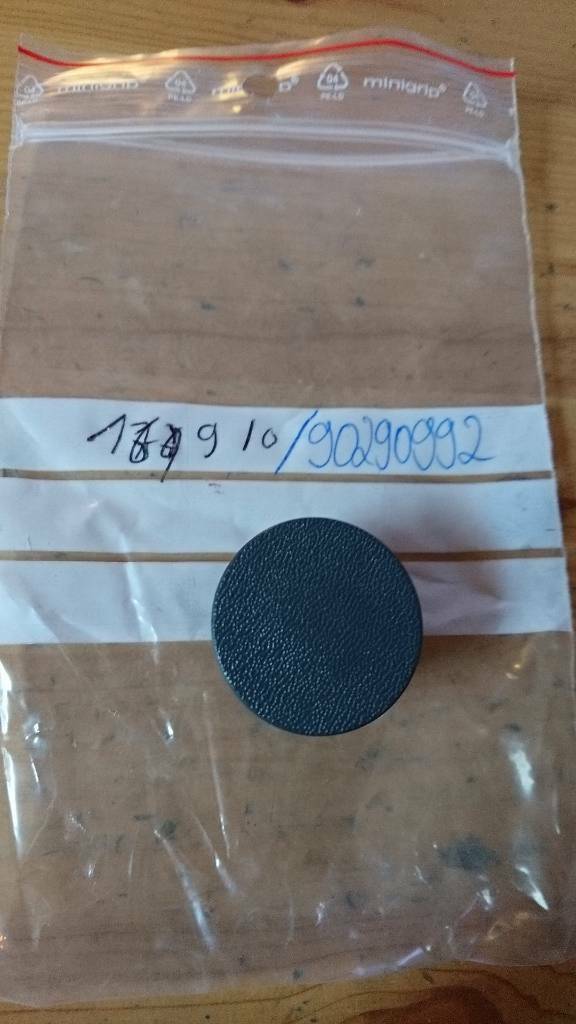 Corsa A Kadett E Abdeckkappe Sterngriff Vordersitz Neu GM