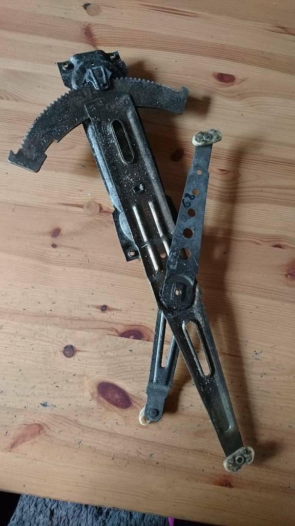 Kadett D Fensterheber vorne Rechts original GM Opel NEU