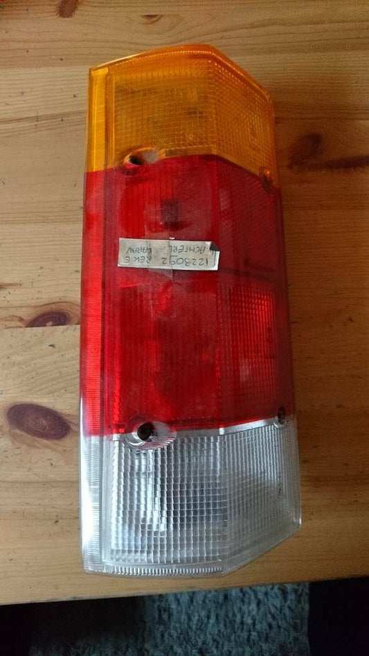 Opel Rekord E Caravan Rückleuchte links neu original GM