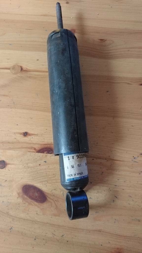 Opel Youngtimer Oldtimer Stoßdämpfer hinten neu GM 90399490