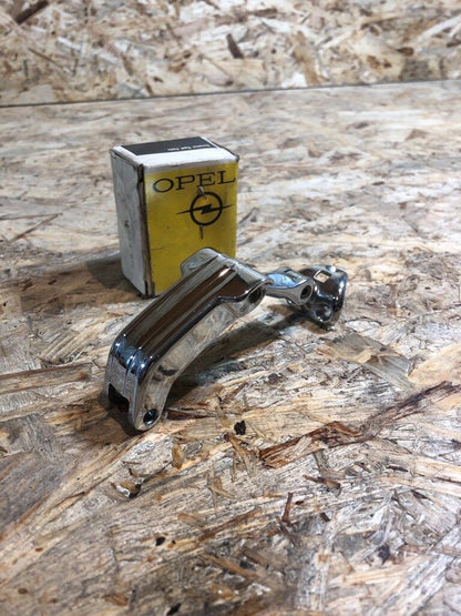 Opel Kadett B Caravan Schanier Ausstellfenster hinten neu original GM
