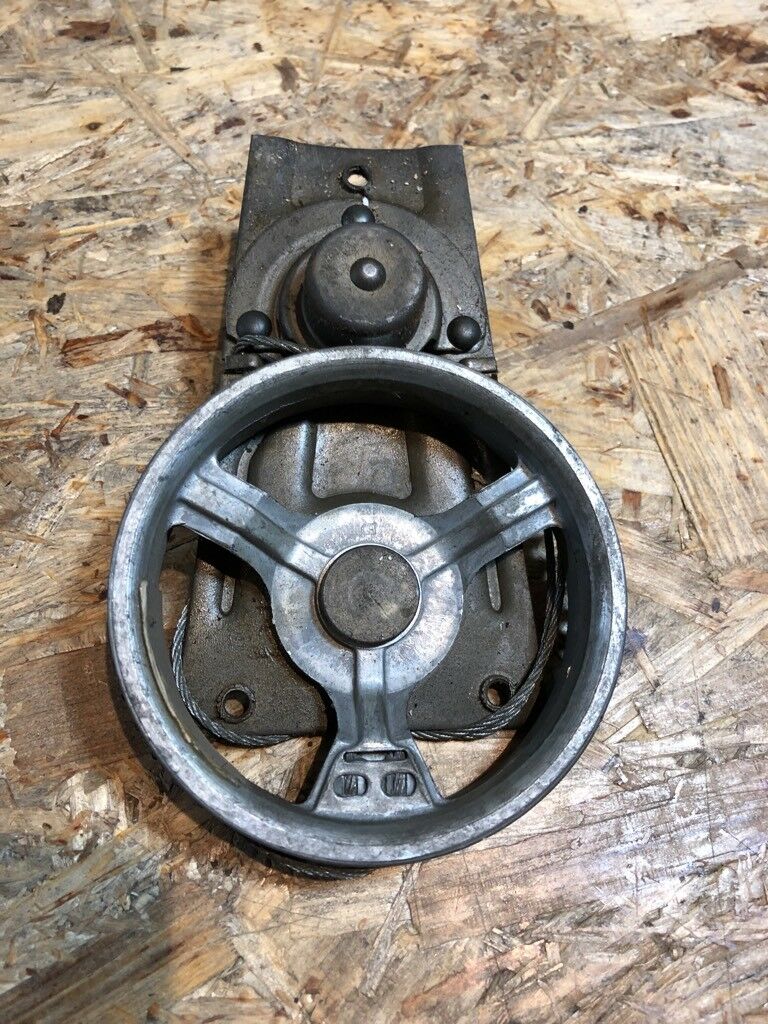 Opel Kadett A Fensterheber Seilzug Rolle vorne rechts original GM