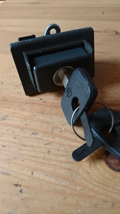 Opel Youngtimer Oldtimer Schließzylinder Heckklappe 90273036